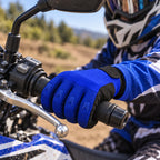Gant enfant moto sur le guidon gauche