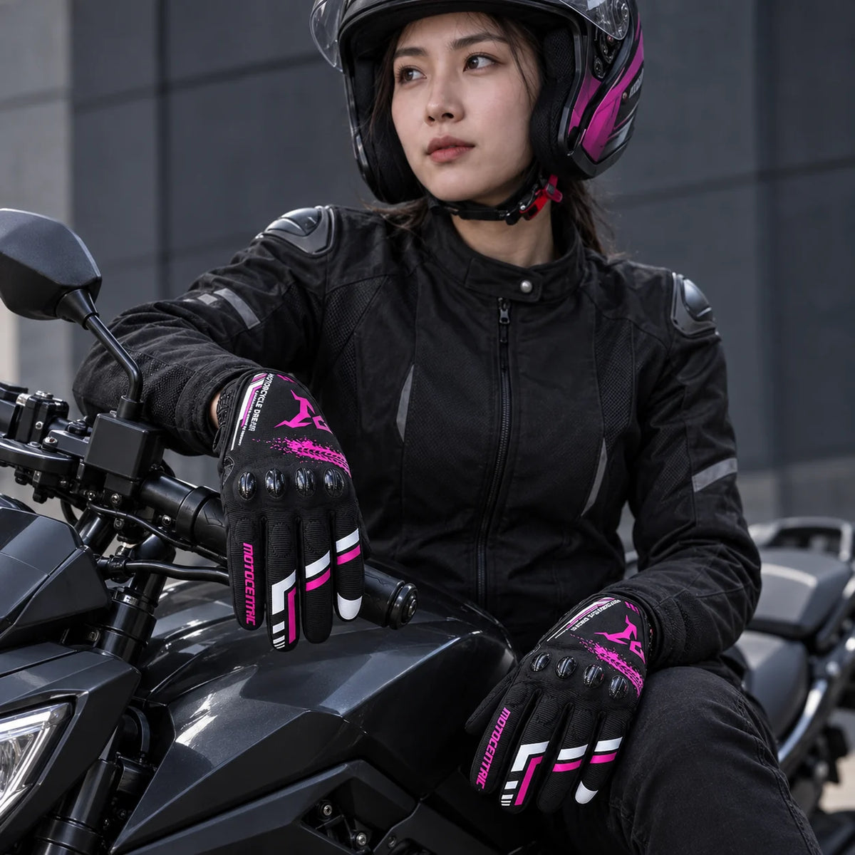 Gants moto femme respirants Lyssia portés