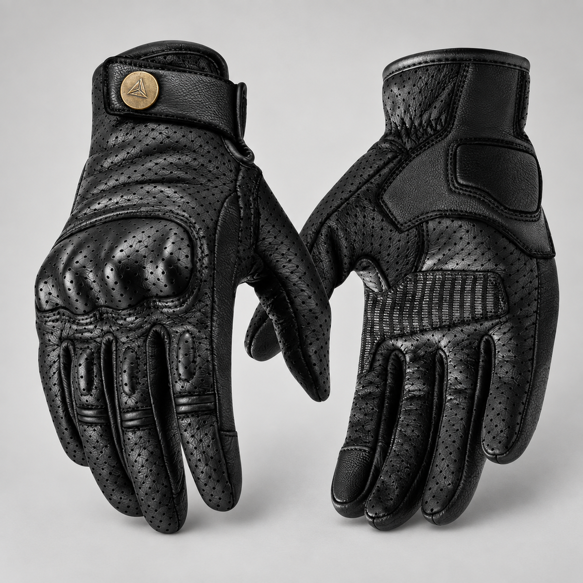 Gants moto homme Moltis en cuir noir perforé — packshot face et paume